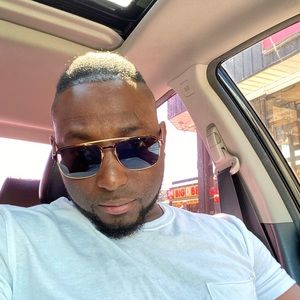 Meet your Posher, Tarik